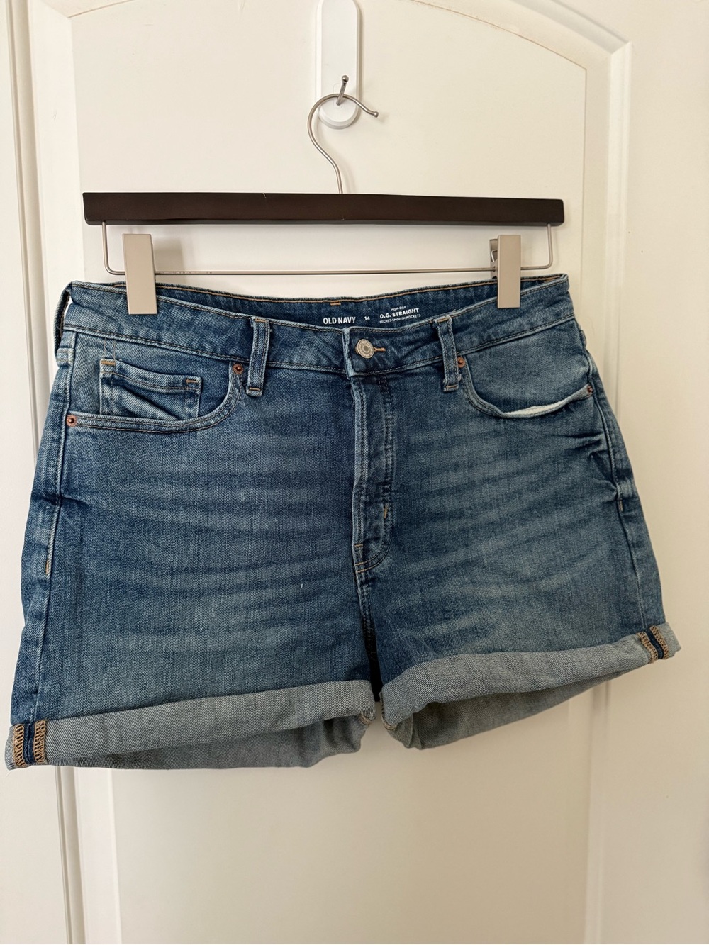 Old Navy Medium Blue Rolled Cuff Denim Shorts